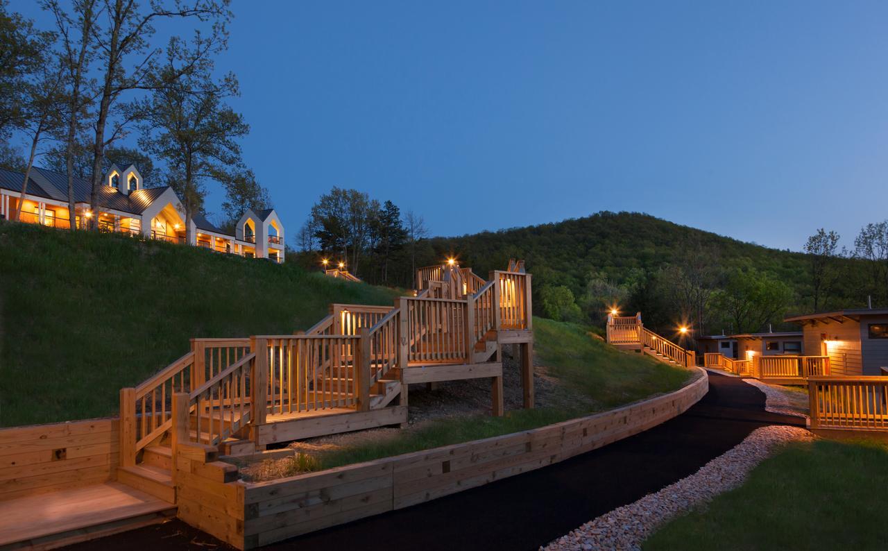 Iris Inn & Cabins Waynesboro Bagian luar foto