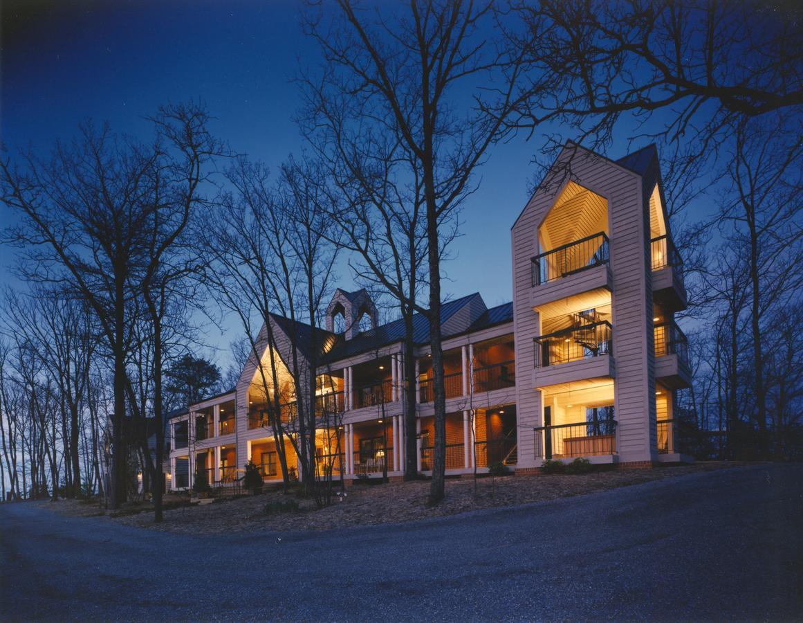 Iris Inn & Cabins Waynesboro Bagian luar foto