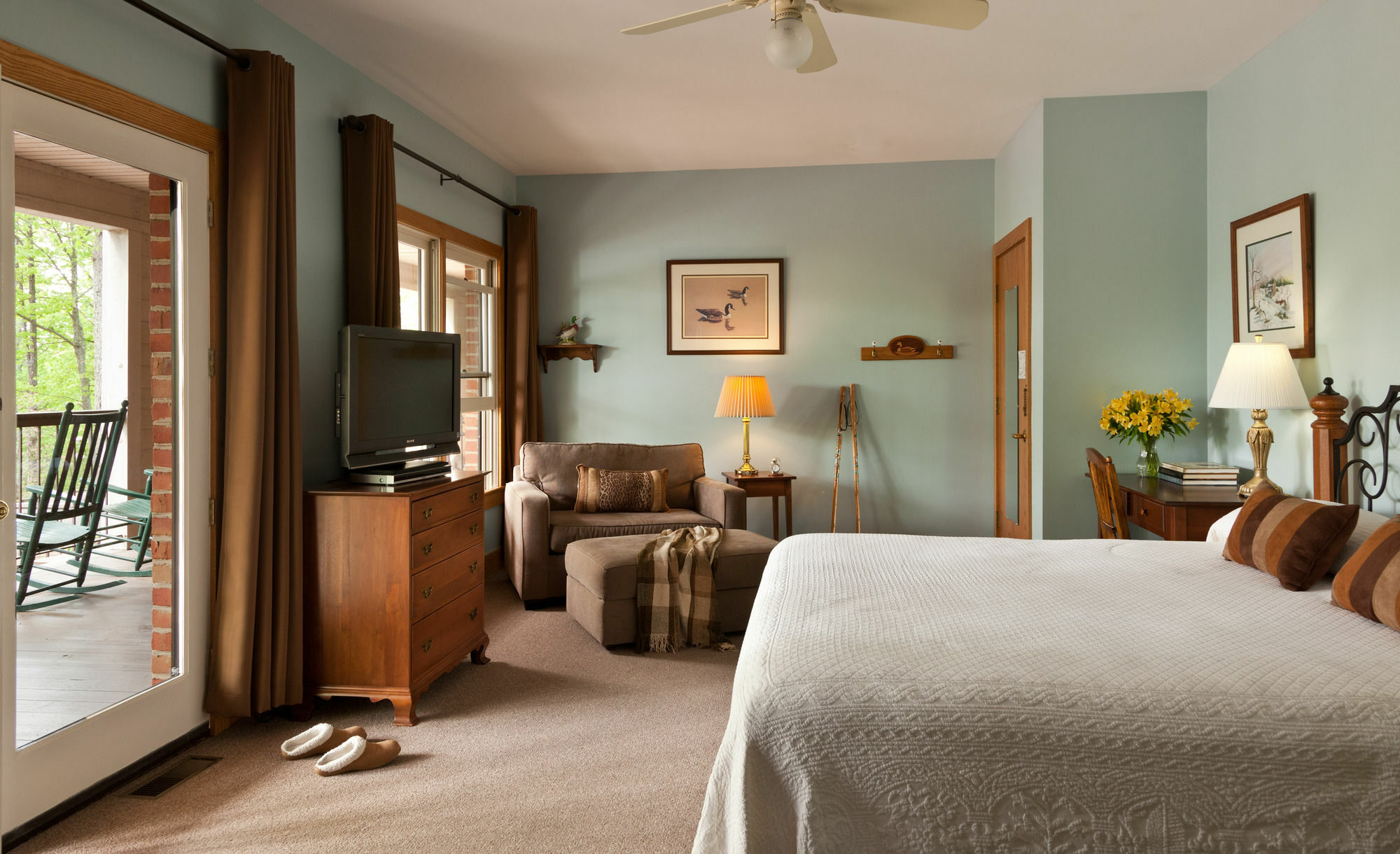 Iris Inn & Cabins Waynesboro Bagian luar foto